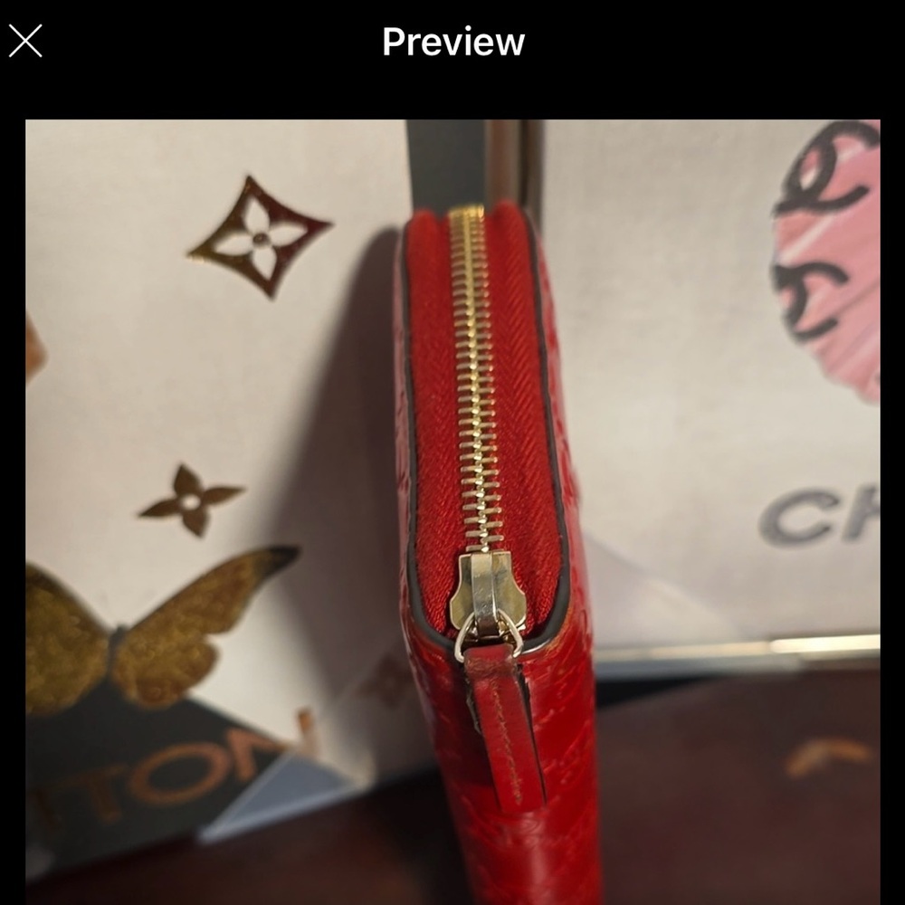 Gucci red Authentic wallet LS - Picture 6 of 9
